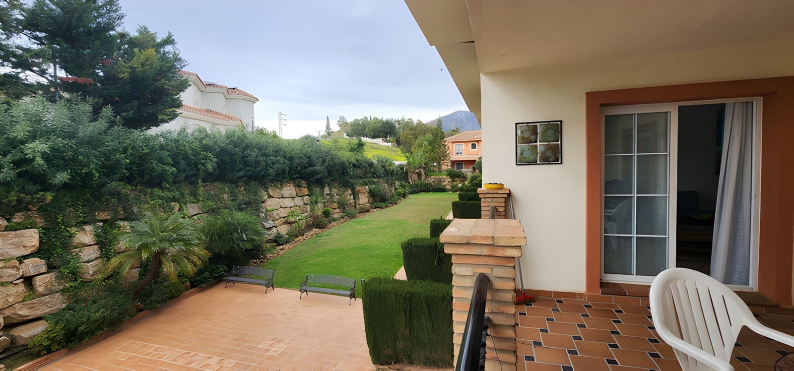 Apartamento de 2 habitaciones en Mijas Costa en venta con piscina garaje - 309.000 € (Ref: 9016965)