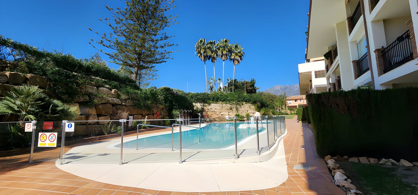 Apartamento de 2 habitaciones en Mijas Costa en venta con piscina garaje - 309.000 € (Ref: 9016965)