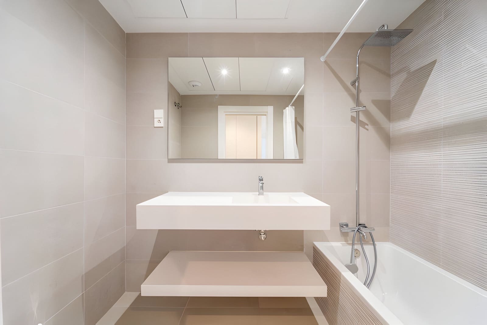 3 bedroom Apartment for sale in Mijas Costa with pool garage - € 480,000 (Ref: 9020385)