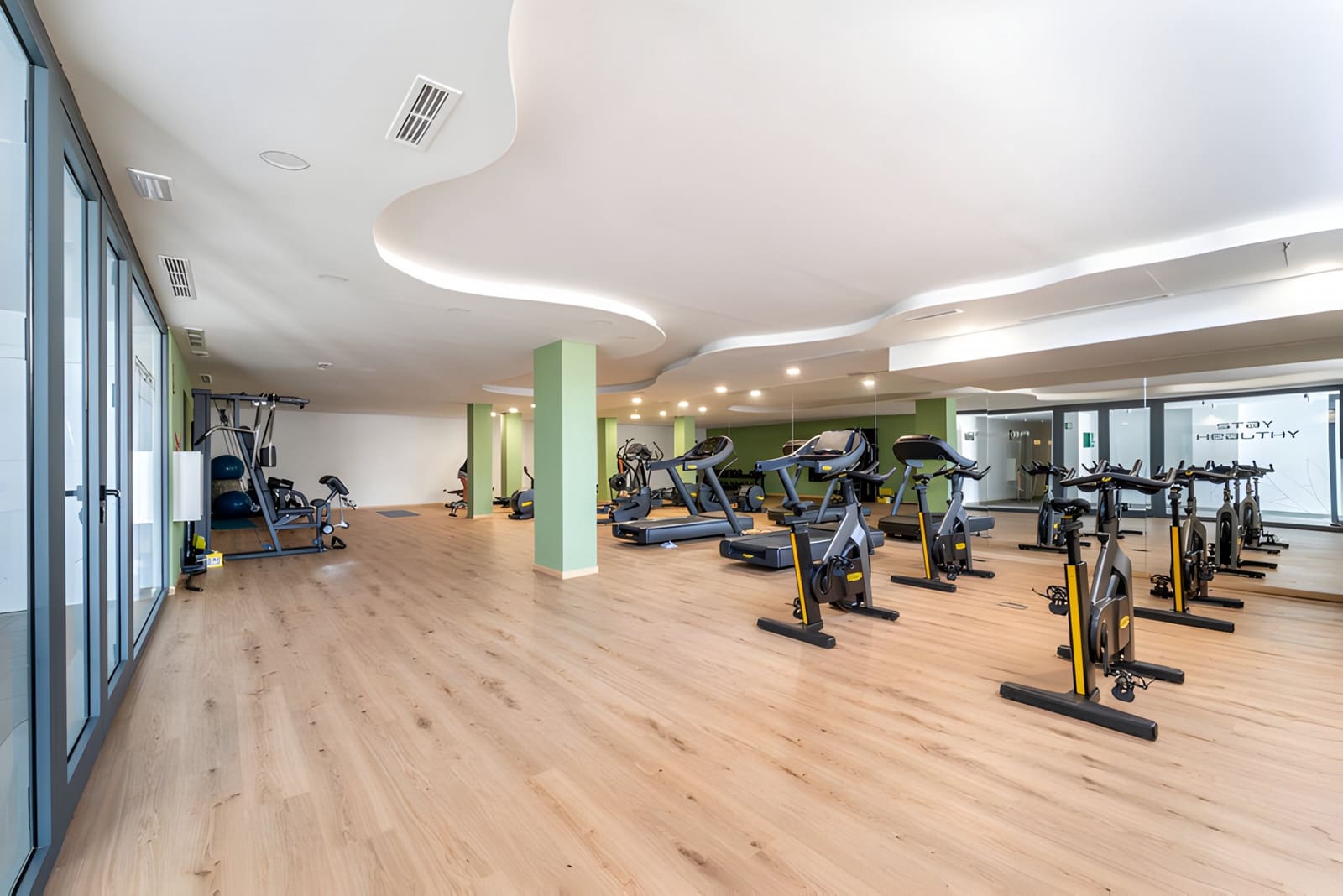 3 bedroom Apartment for sale in Mijas Costa with pool garage - € 480,000 (Ref: 9020385)