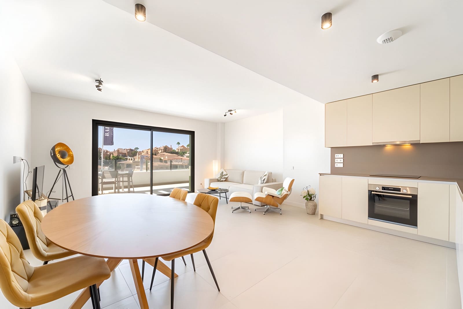 3 bedroom Apartment for sale in Mijas Costa with pool garage - € 480,000 (Ref: 9020385)