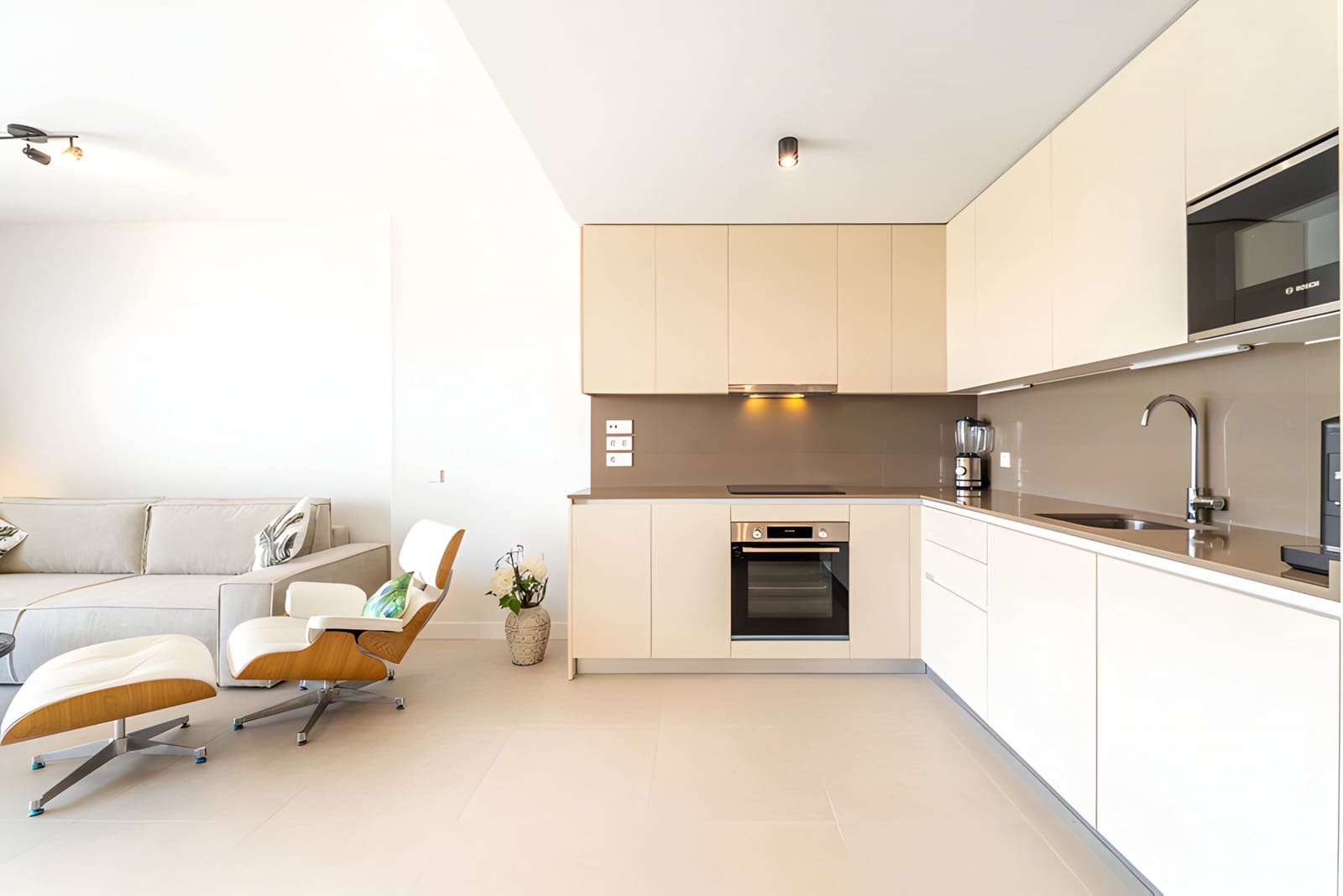 3 bedroom Apartment for sale in Mijas Costa with pool garage - € 480,000 (Ref: 9020385)