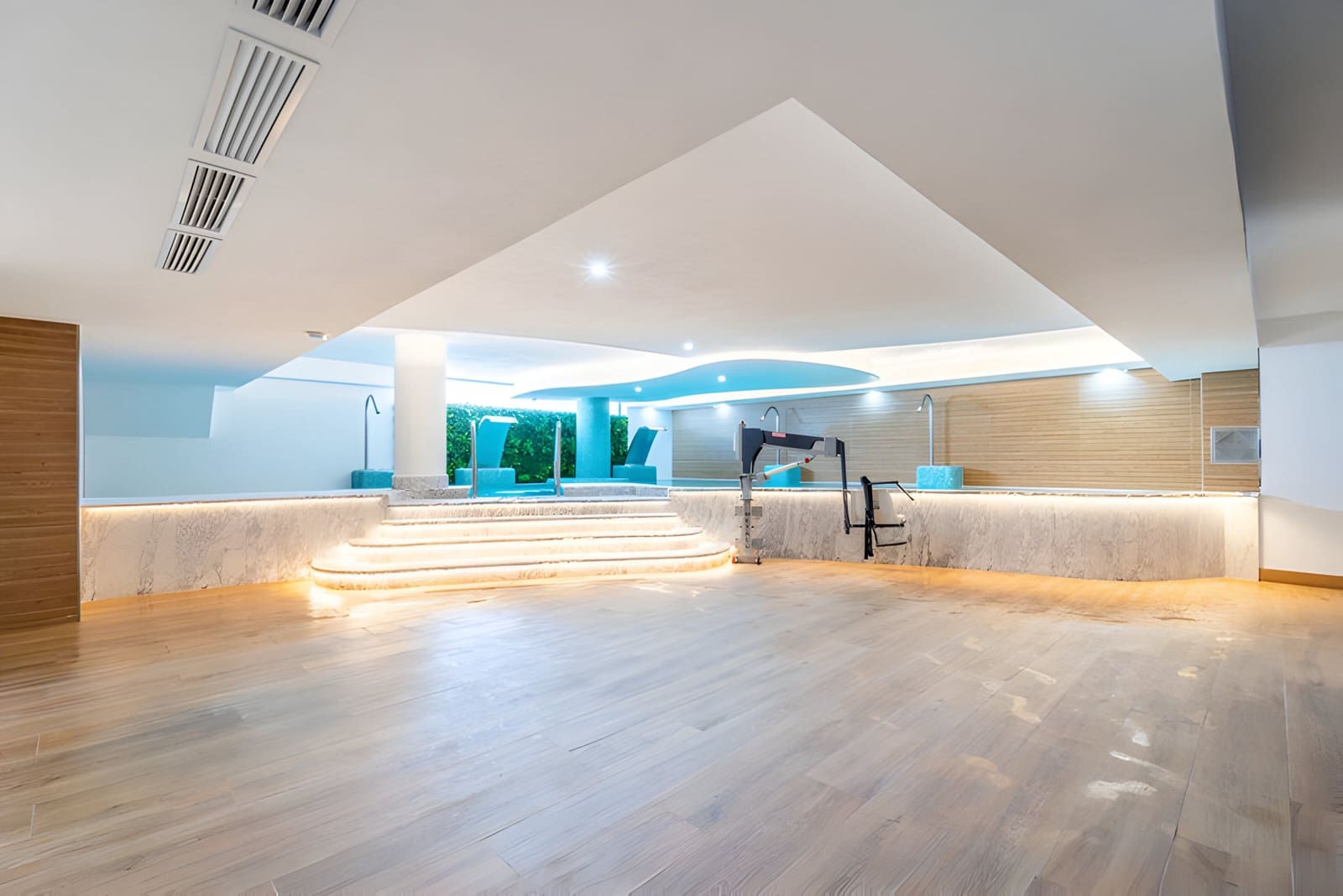 3 bedroom Apartment for sale in Mijas Costa with pool garage - € 480,000 (Ref: 9020385)