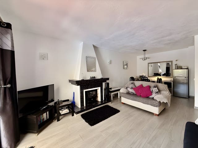 2 bedroom Semi-detached Villa for sale in Calahonda, Mijas with pool garage - € 449,000 (Ref: 9020386)