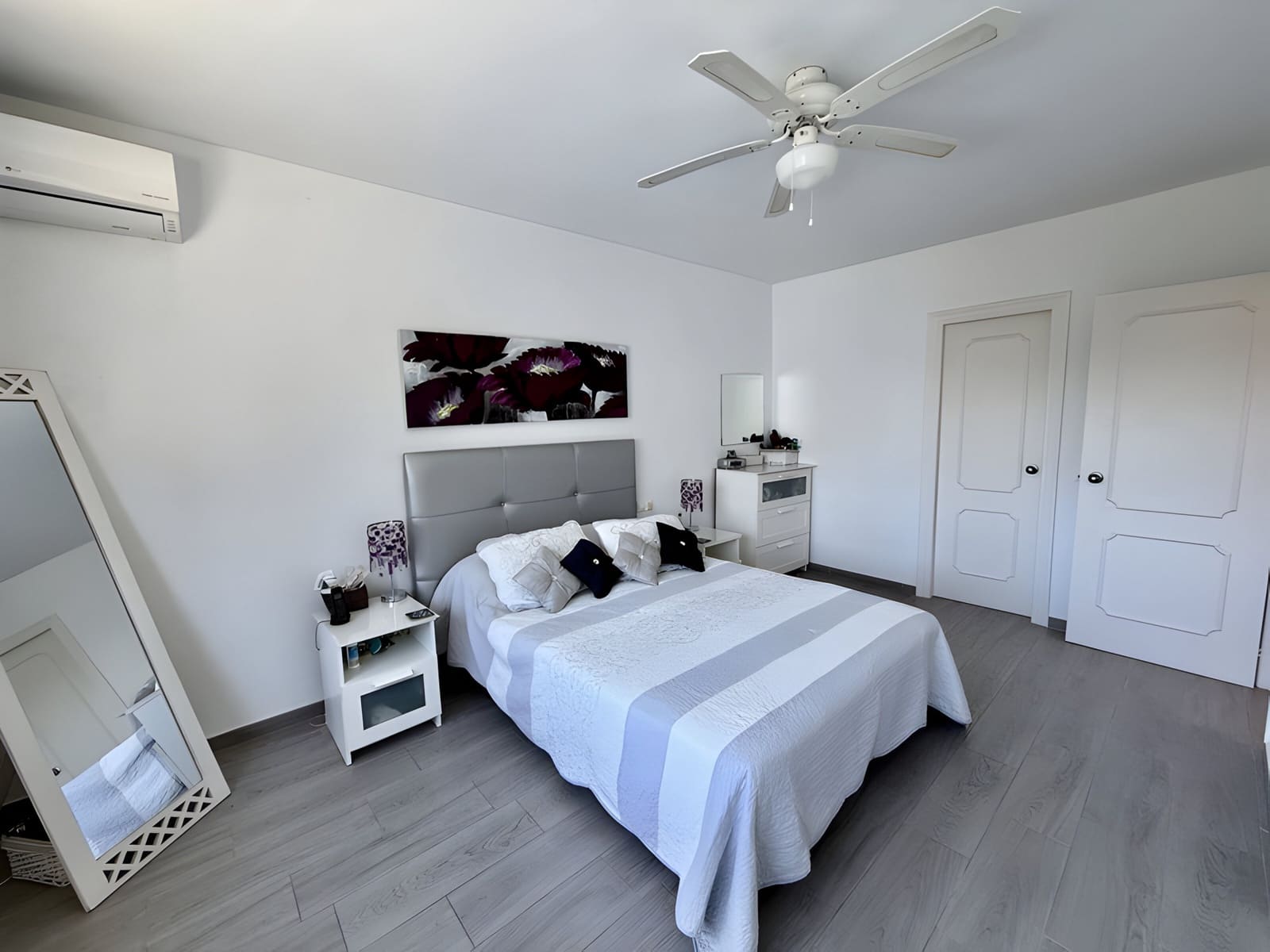 2 soveværelse Semi-Rækkehus til salg i Calahonda med swimmingpool garage - € 449.000 (Ref: 9020386)