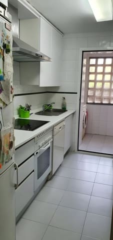 3 soveværelse Lejlighed til salg i Nueva Andalucia, Marbella med swimmingpool garage - € 445.000 (Ref: 9020387)