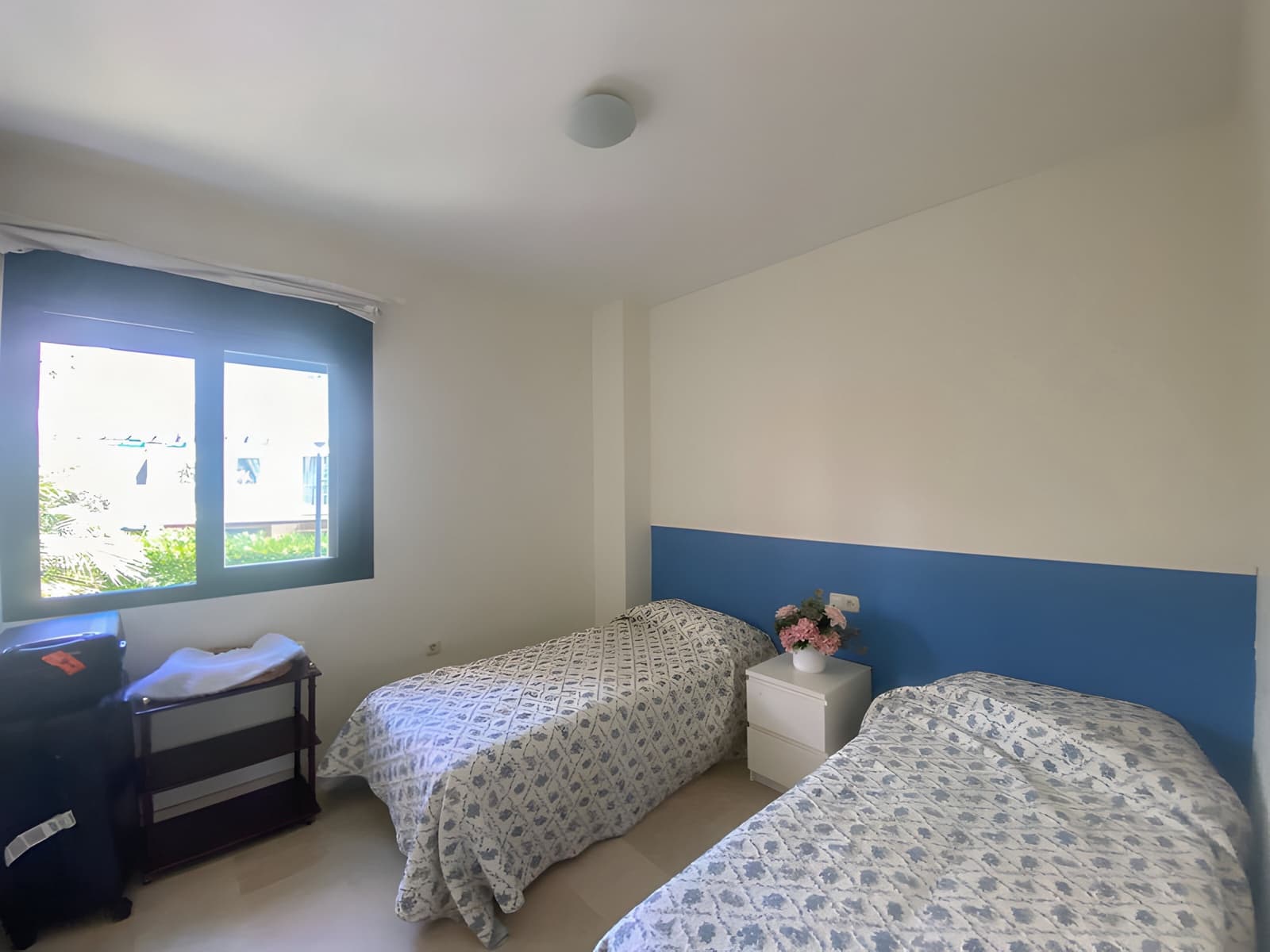 2 bedroom Apartment for sale in Marbella with pool garage - € 420,000 (Ref: 9020389)