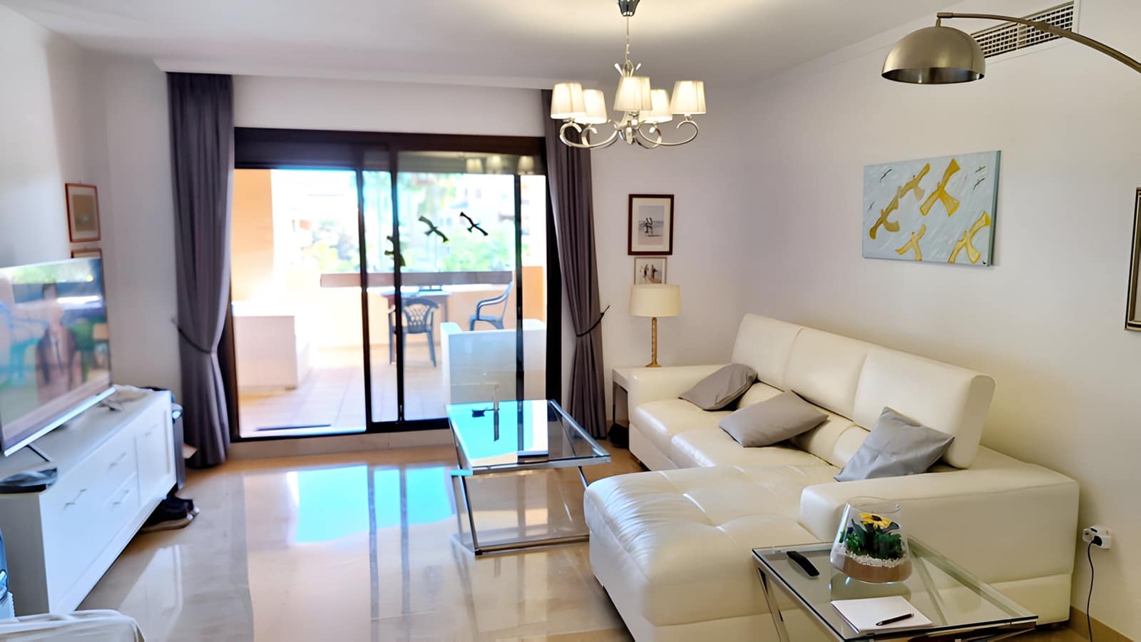 2 bedroom Apartment for sale in Casares with pool garage - € 371,000 (Ref: 9020390)