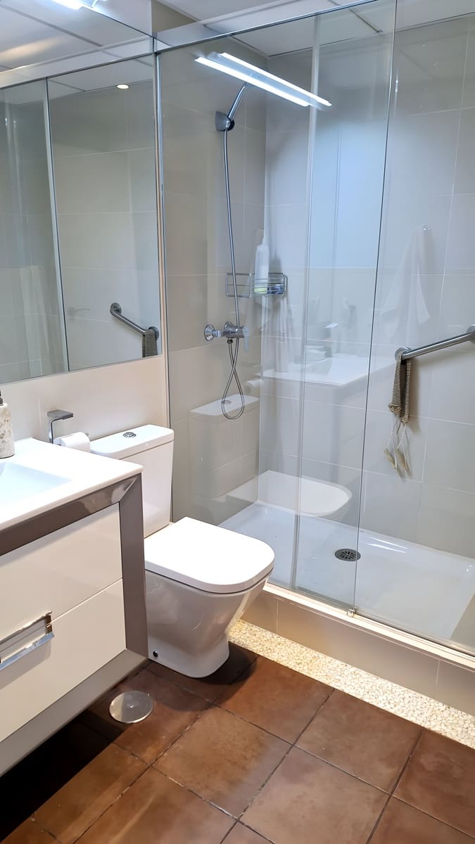 2 bedroom Apartment for sale in Casares with pool garage - € 371,000 (Ref: 9020390)