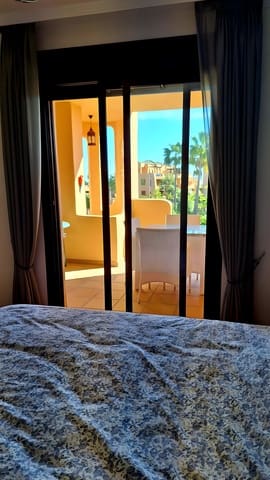 Apartamento de 2 habitaciones en Casares en venta con piscina garaje - 371.000 € (Ref: 9020390)