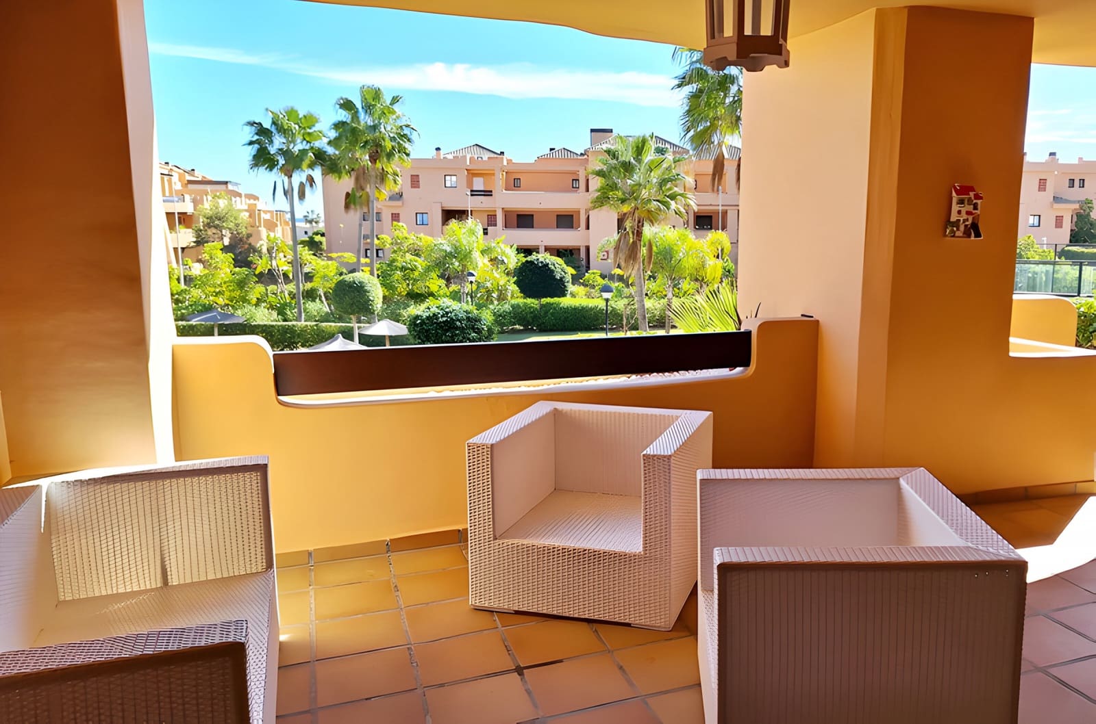 2 bedroom Apartment for sale in Casares with pool garage - € 371,000 (Ref: 9020390)