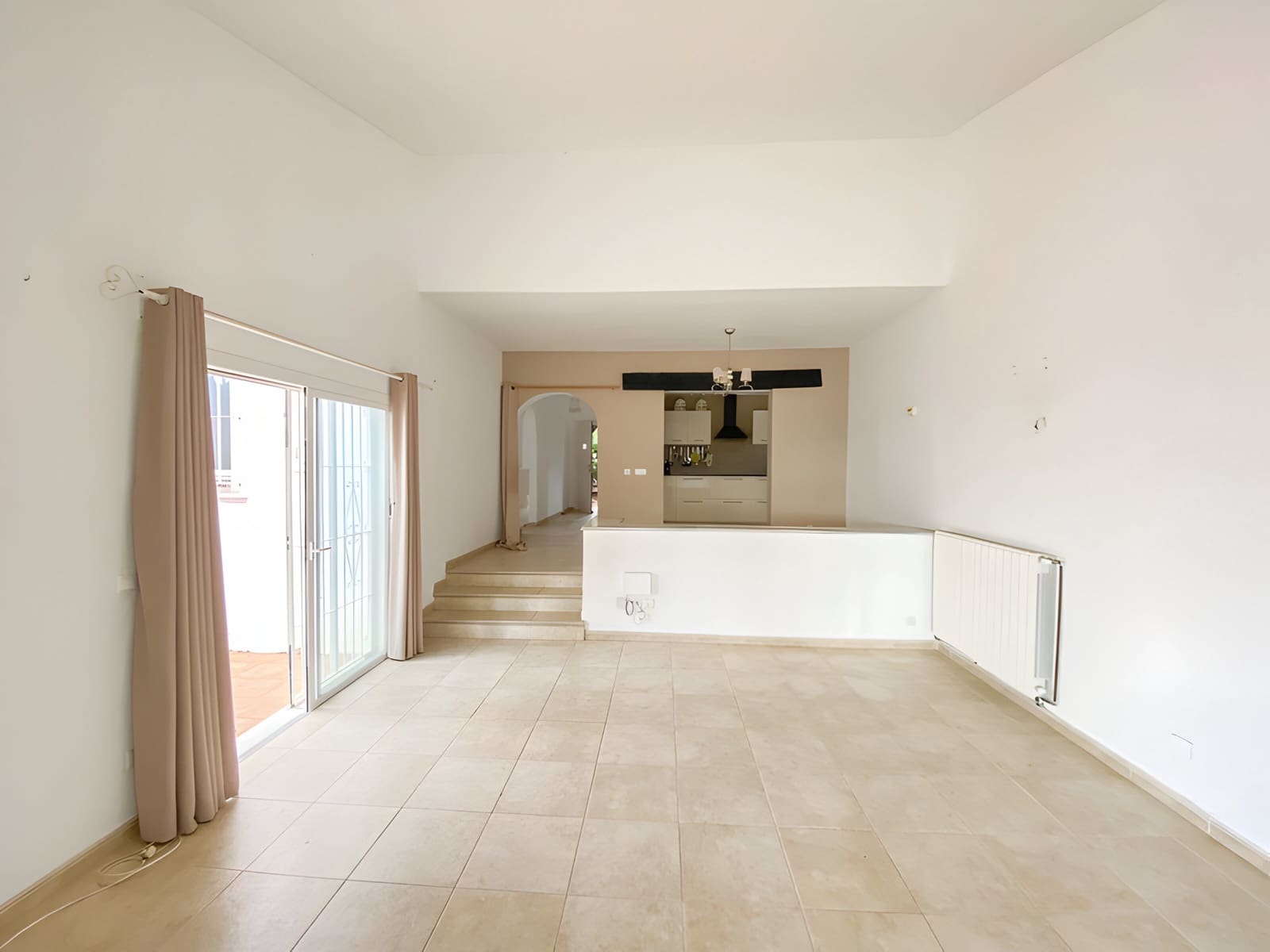 3 bedroom Villa for sale in Calahonda with pool garage - € 690,000 (Ref: 9026418)