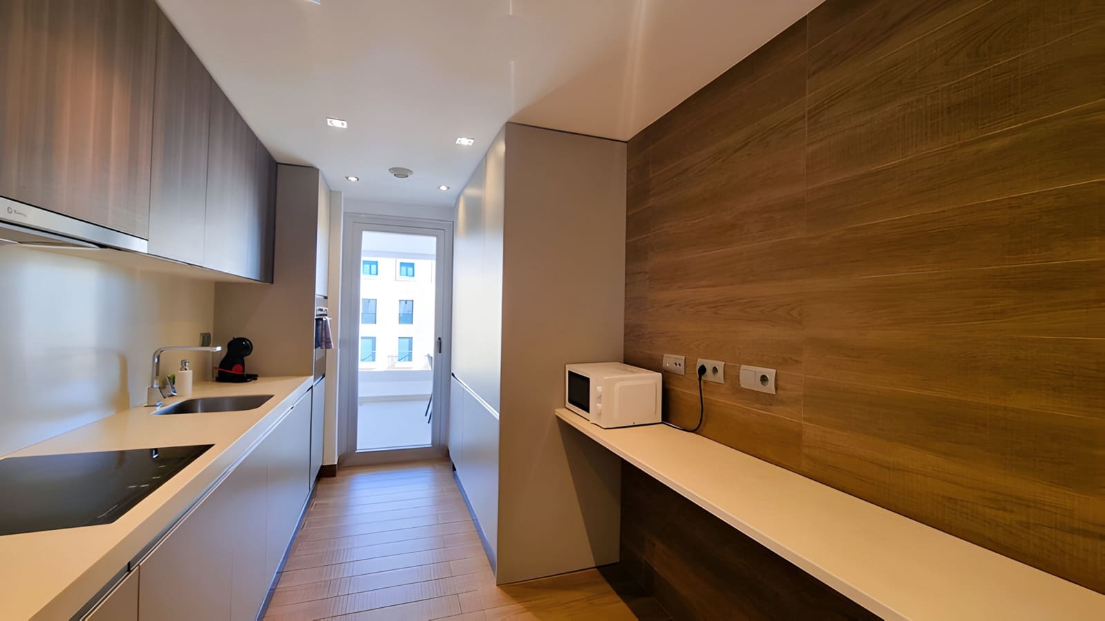 3 bedroom Apartment for sale in San Pedro de Alcantara - € 680,000 (Ref: 9026419)