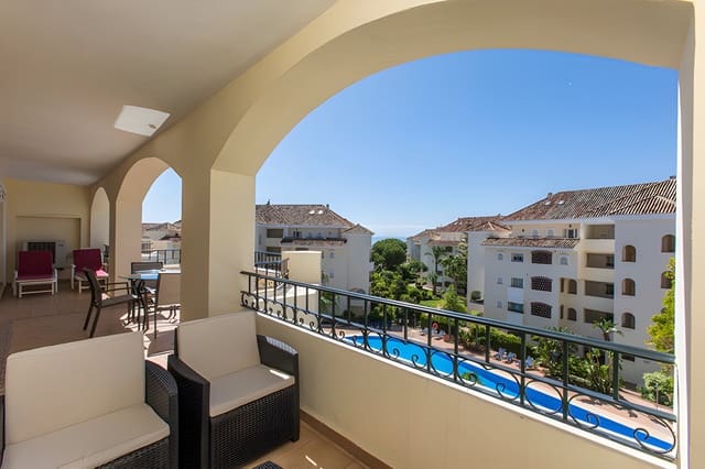 2 makuuhuone Huoneisto myytävänä paikassa Marbella mukana uima-altaan - 650 000 € (Ref: 9026420)