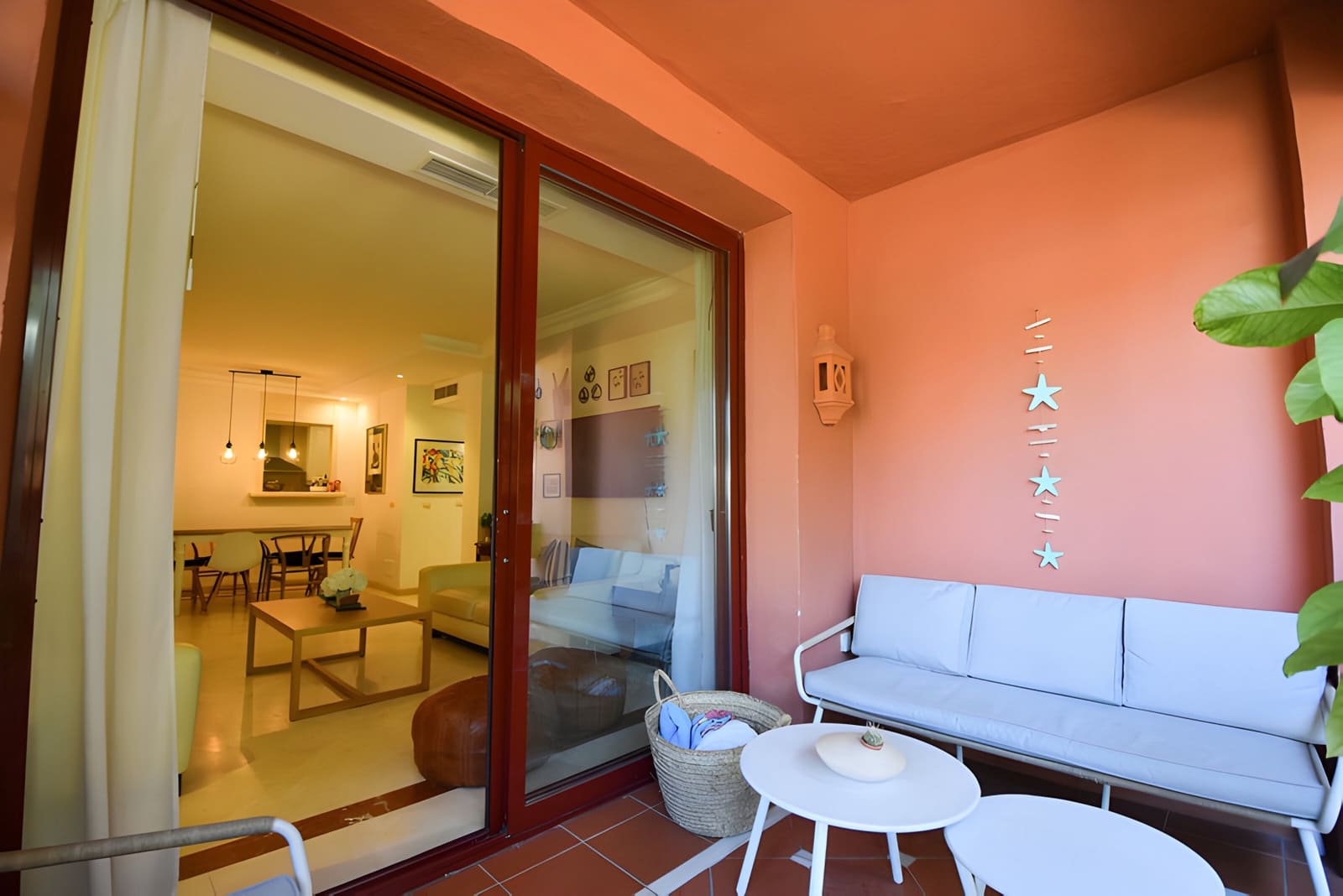 4 slaapkamer Appartement te koop in Marbella met zwembad garage - € 625.000 (Ref: 9026421)