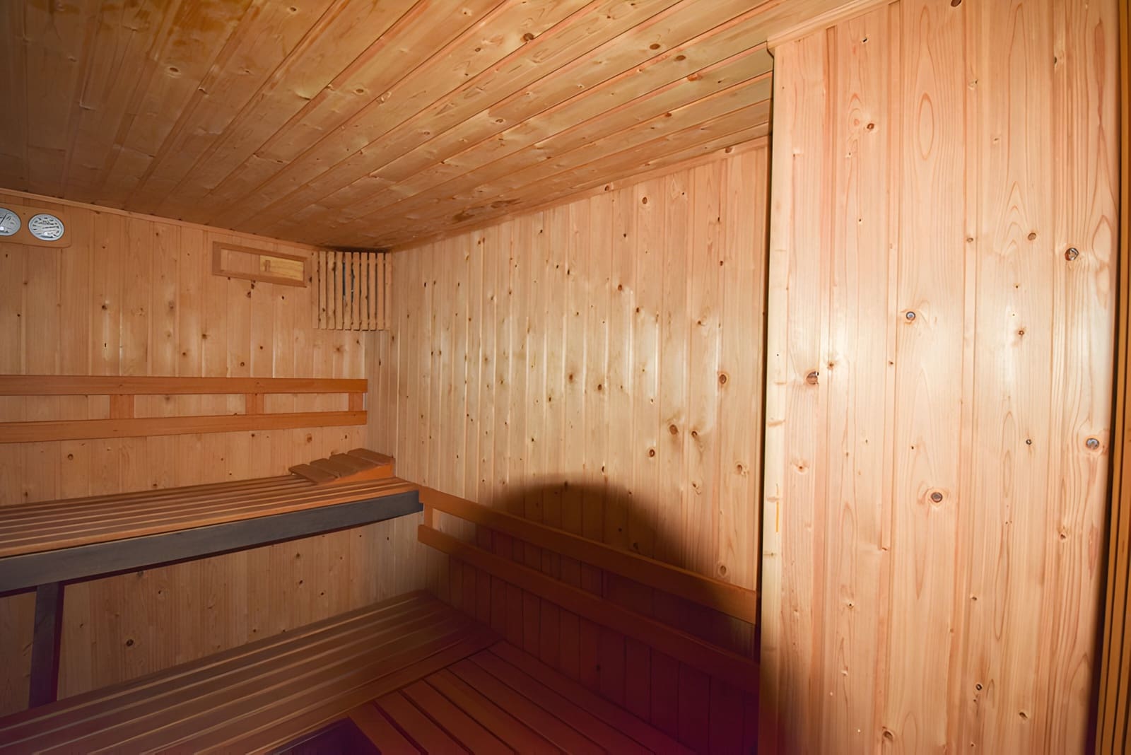 4 slaapkamer Appartement te koop in Marbella met zwembad garage - € 625.000 (Ref: 9026421)