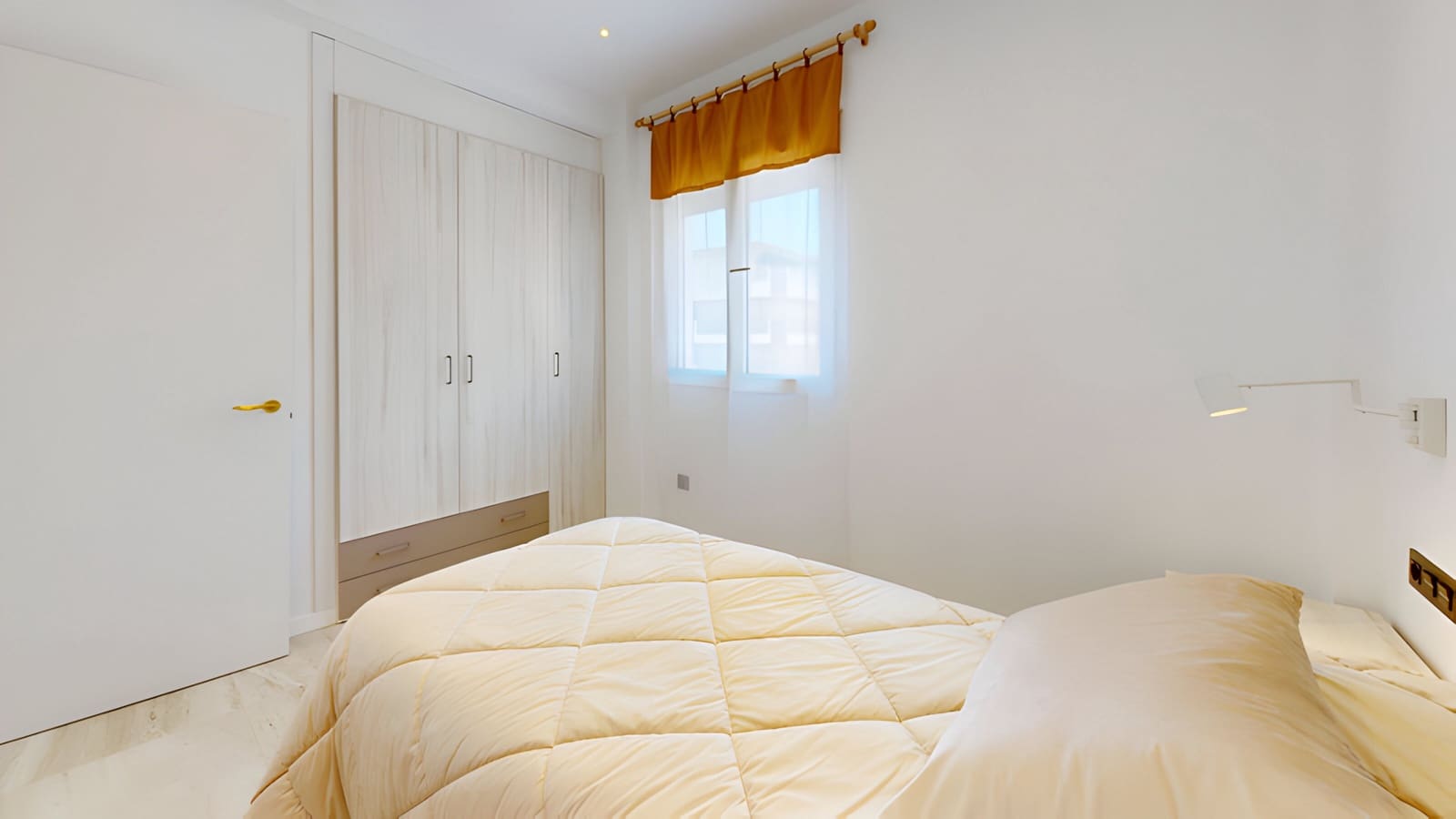 3 bedroom Apartment for sale in Fuengirola with garage - € 570,000 (Ref: 9026422)