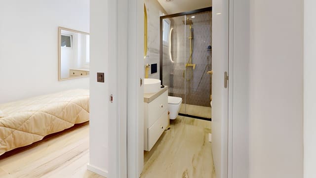 3 bedroom Apartment for sale in Fuengirola with garage - € 570,000 (Ref: 9026422)