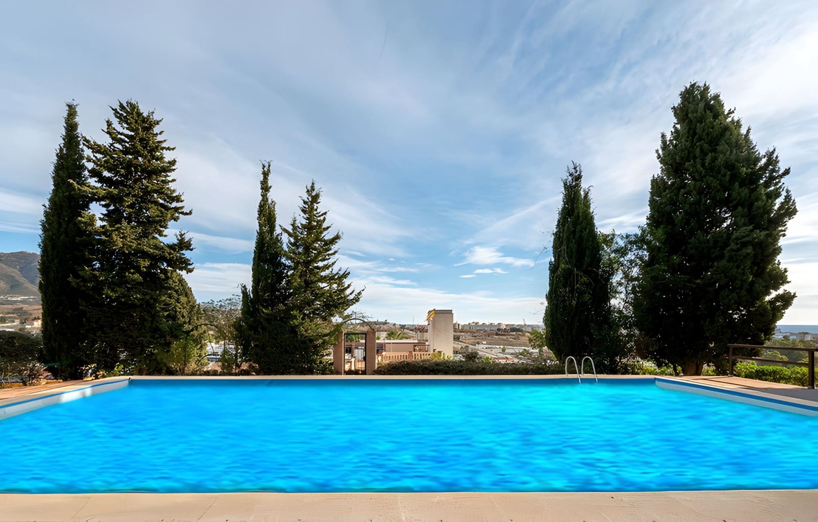 3 sovrum Villa till salu i Mijas med pool garage - 545 000 € (Ref: 9026423)