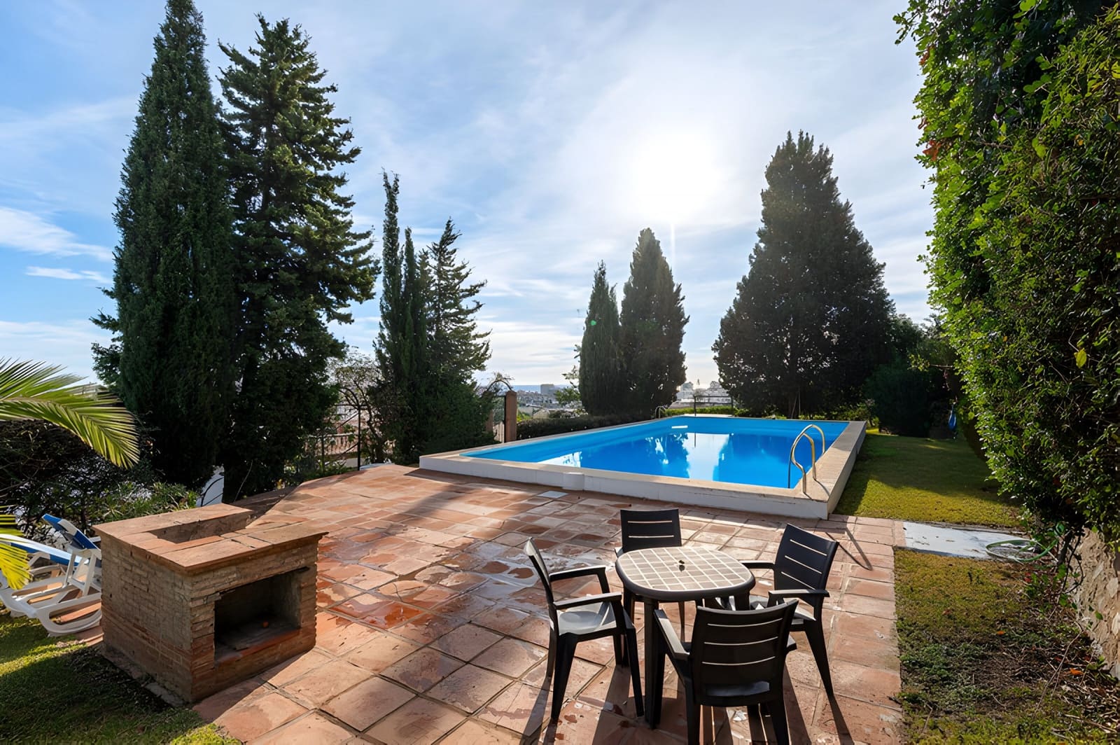 3 sovrum Villa till salu i Mijas med pool garage - 545 000 € (Ref: 9026423)