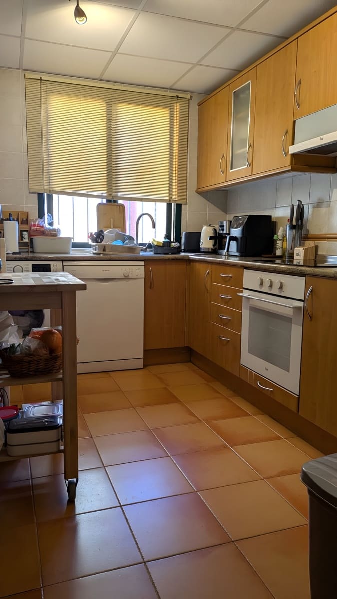 Apartamento de 3 habitaciones en La Duquesa / Puerto de la Duquesa en venta con piscina garaje - 310.000 € (Ref: 9040322)