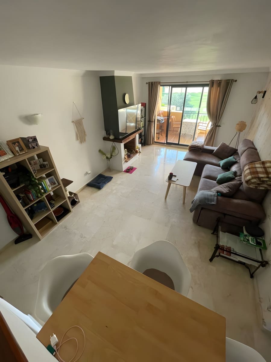 Apartamento de 3 habitaciones en La Duquesa / Puerto de la Duquesa en venta con piscina garaje - 310.000 € (Ref: 9040322)