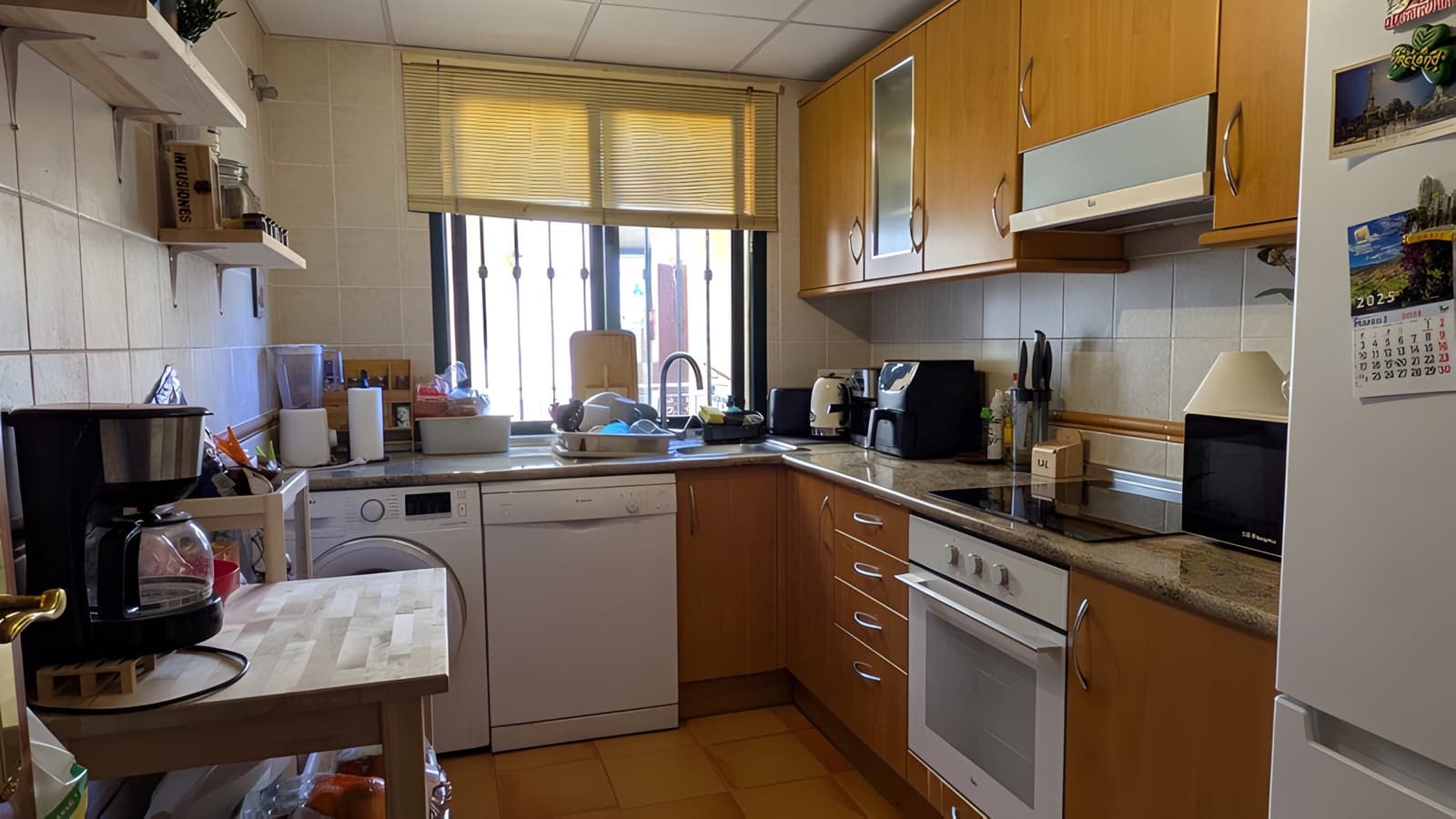 Apartamento de 3 habitaciones en La Duquesa / Puerto de la Duquesa en venta con piscina garaje - 310.000 € (Ref: 9040322)