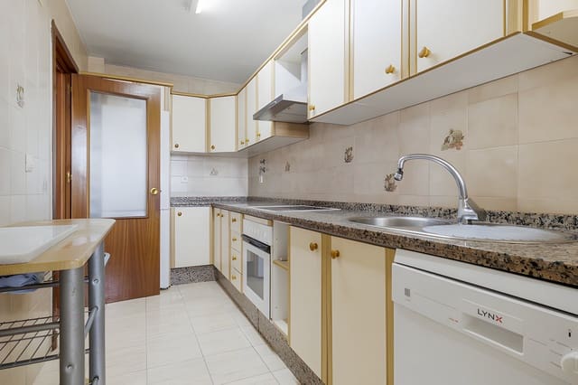 4 camera da letto Appartamento in vendita in Torremolinos con piscina garage - 450.000 € (Rif: 9048578)
