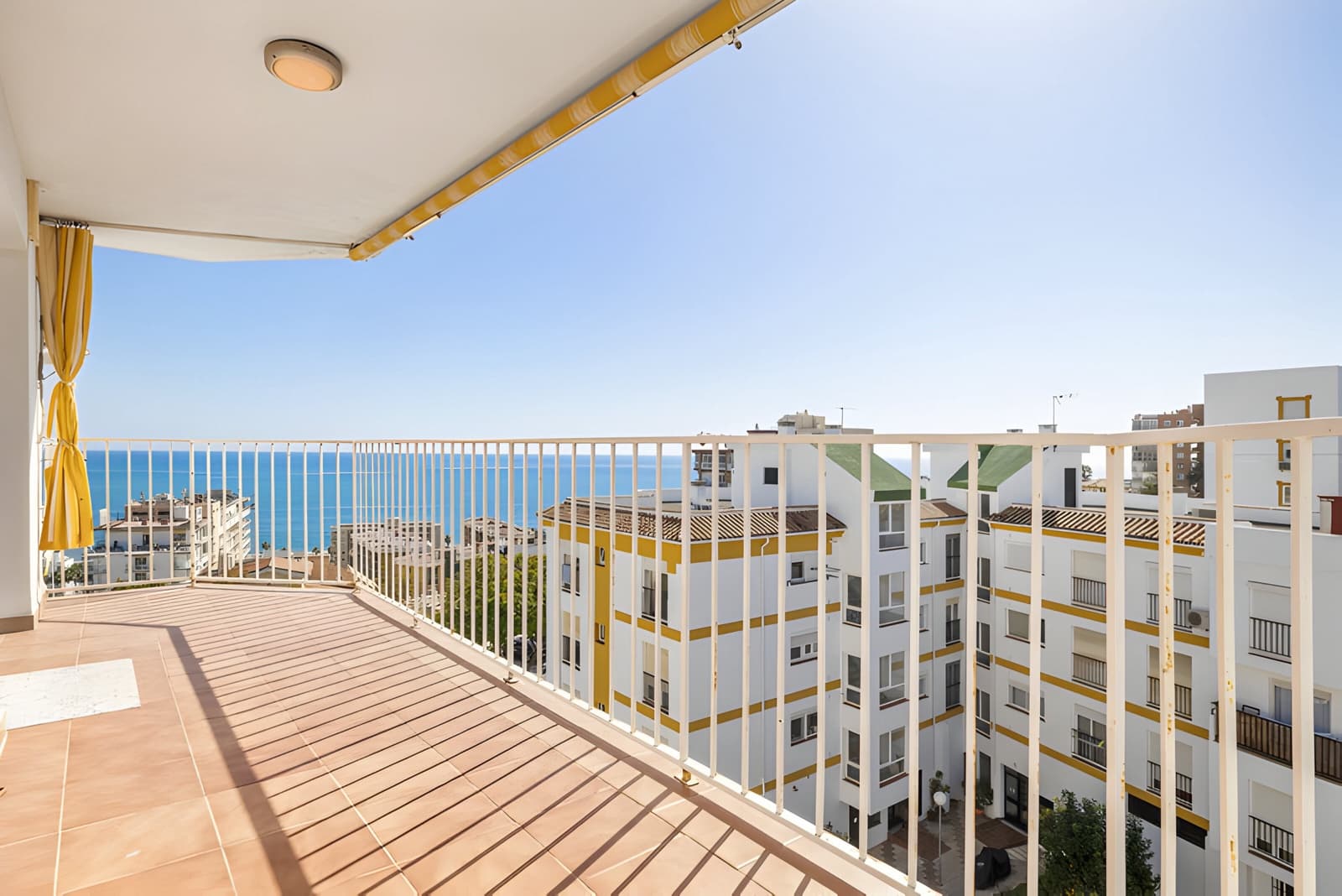 4 camera da letto Appartamento in vendita in Torremolinos con piscina garage - 450.000 € (Rif: 9048578)