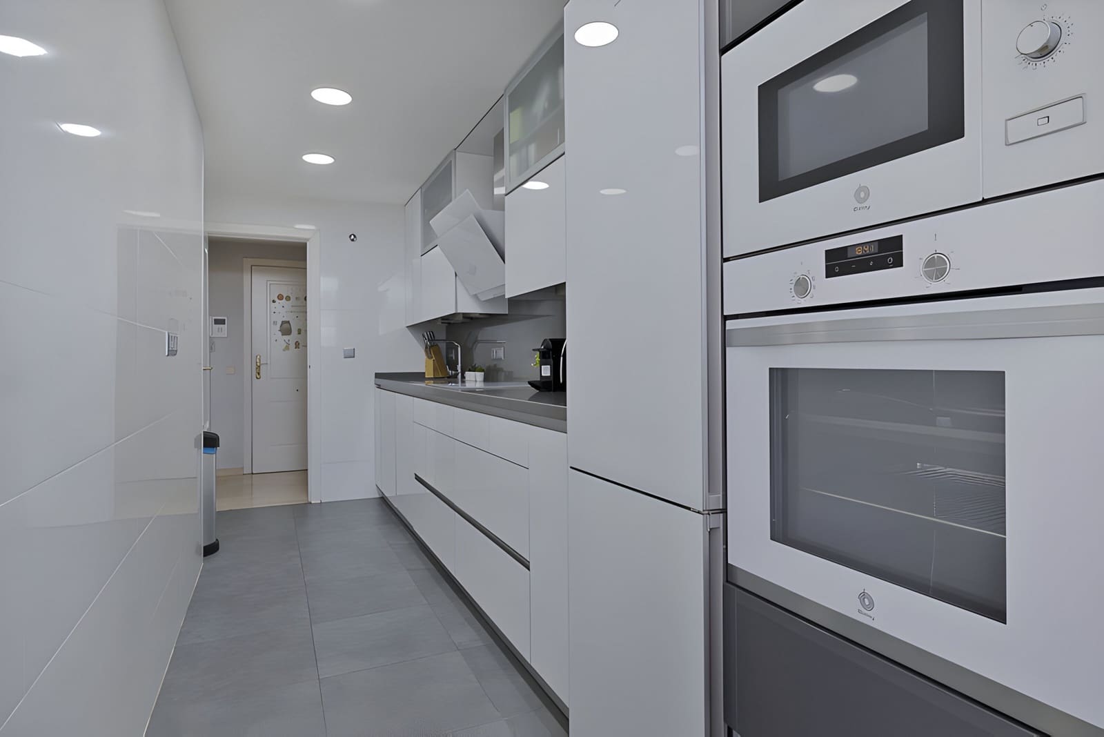 2 slaapkamer Appartement te koop in Torrequebrada met zwembad garage - € 380.000 (Ref: 9048580)