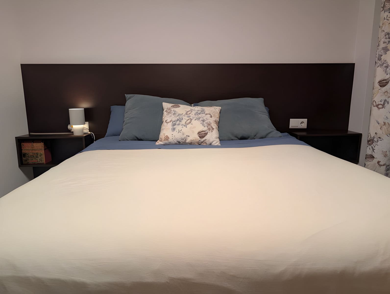 3 bedroom Apartment for sale in Nueva Andalucia with garage - € 375,000 (Ref: 9048582)