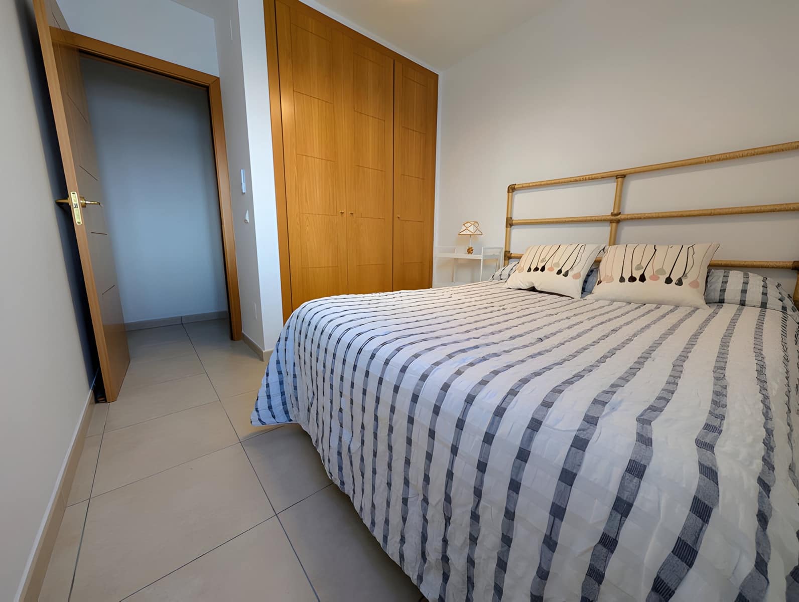 3 bedroom Apartment for sale in Nueva Andalucia with garage - € 375,000 (Ref: 9048582)