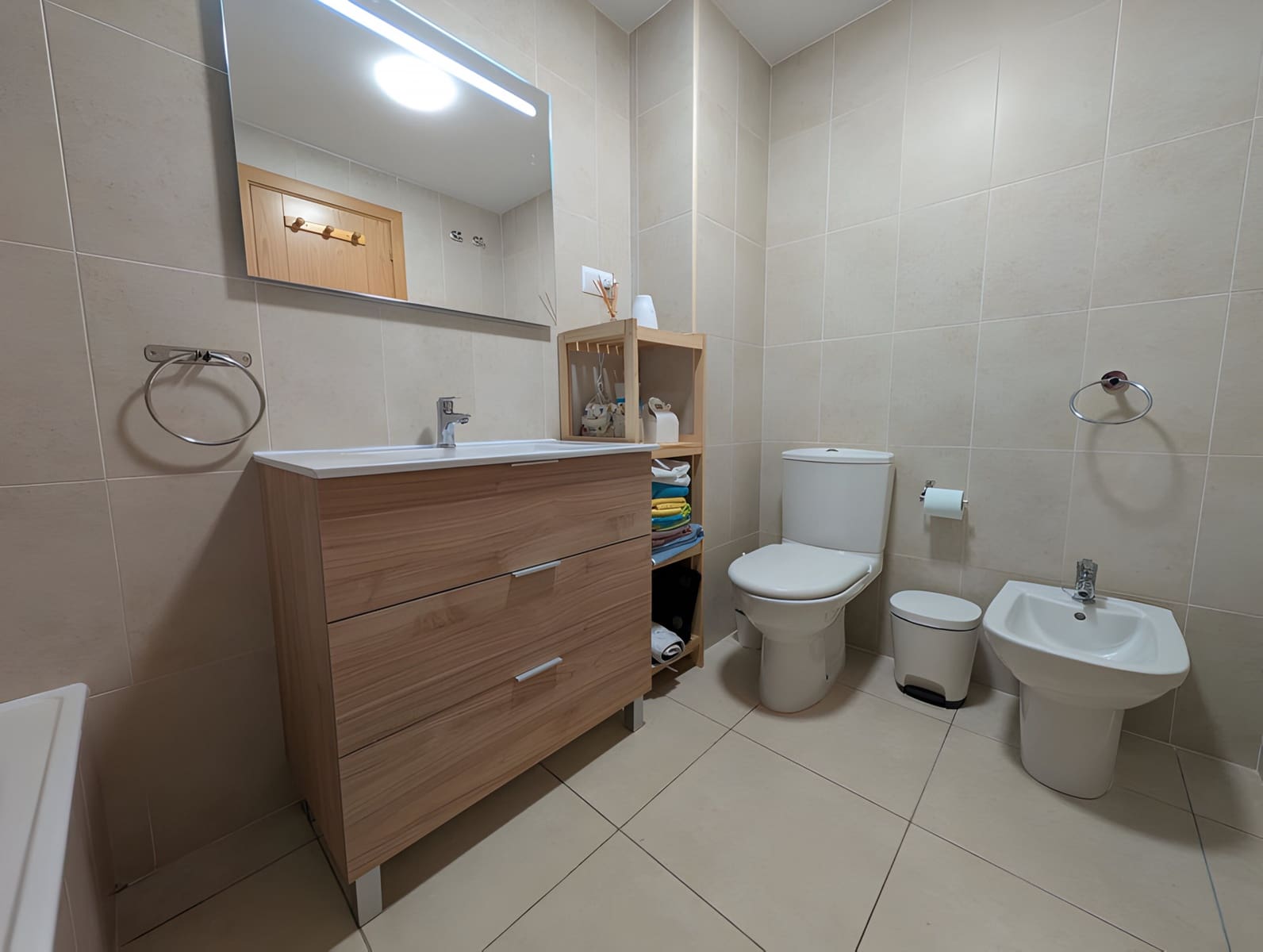 3 bedroom Apartment for sale in Nueva Andalucia with garage - € 375,000 (Ref: 9048582)