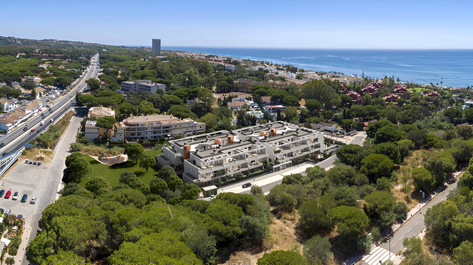 2 bedroom Apartment for sale in Marbella with pool garage - € 597,000 (Ref: 9050858)