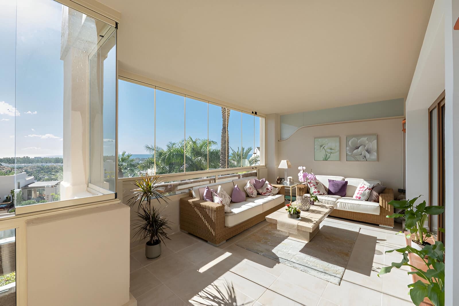 2 sypialnia Apartament na sprzedaż w El Paraiso z basenem garażem - 579 000 € (Ref: 9050859)