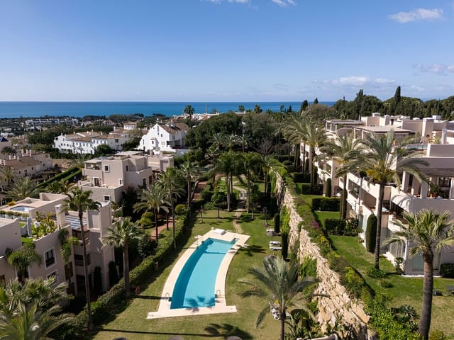 2 sypialnia Apartament na sprzedaż w El Paraiso, Estepona z basenem garażem - 579 000 € (Ref: 9050859)