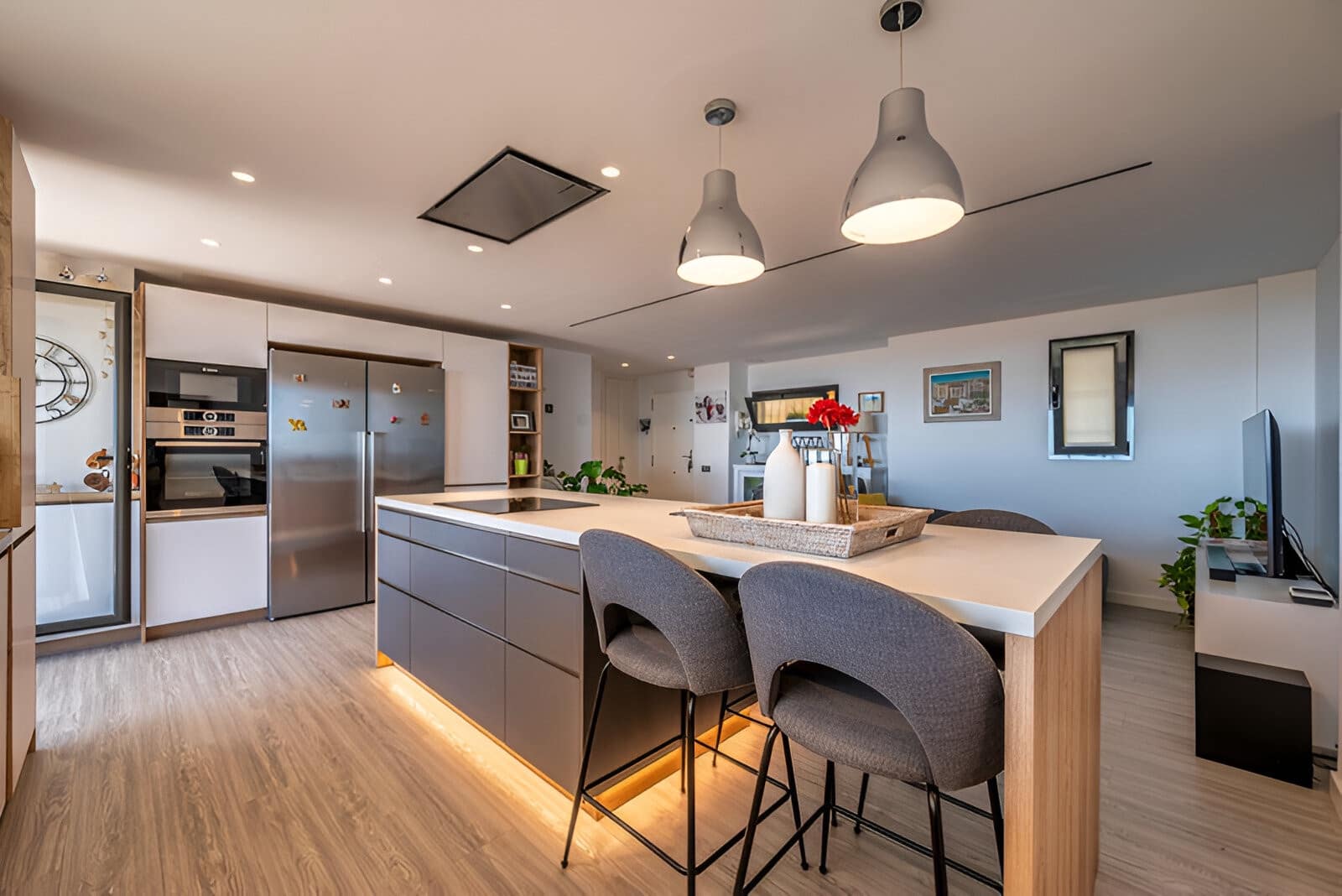 3 bedroom Apartment for sale in Benalmadena with pool garage - € 545,000 (Ref: 9050862)