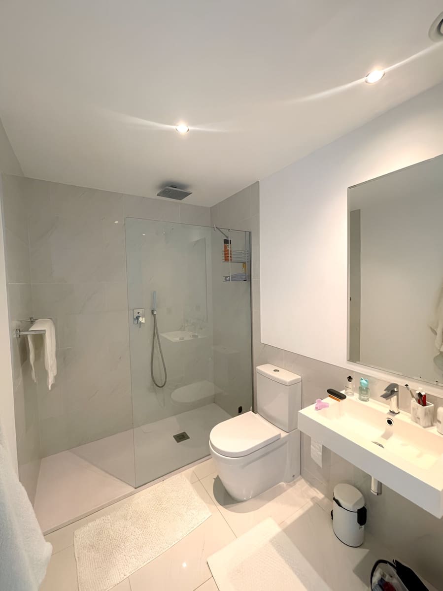 3 soverom Leilighet til salgs i Bel-Air med svømmebasseng garasje - € 530 000 (Ref: 9050863)