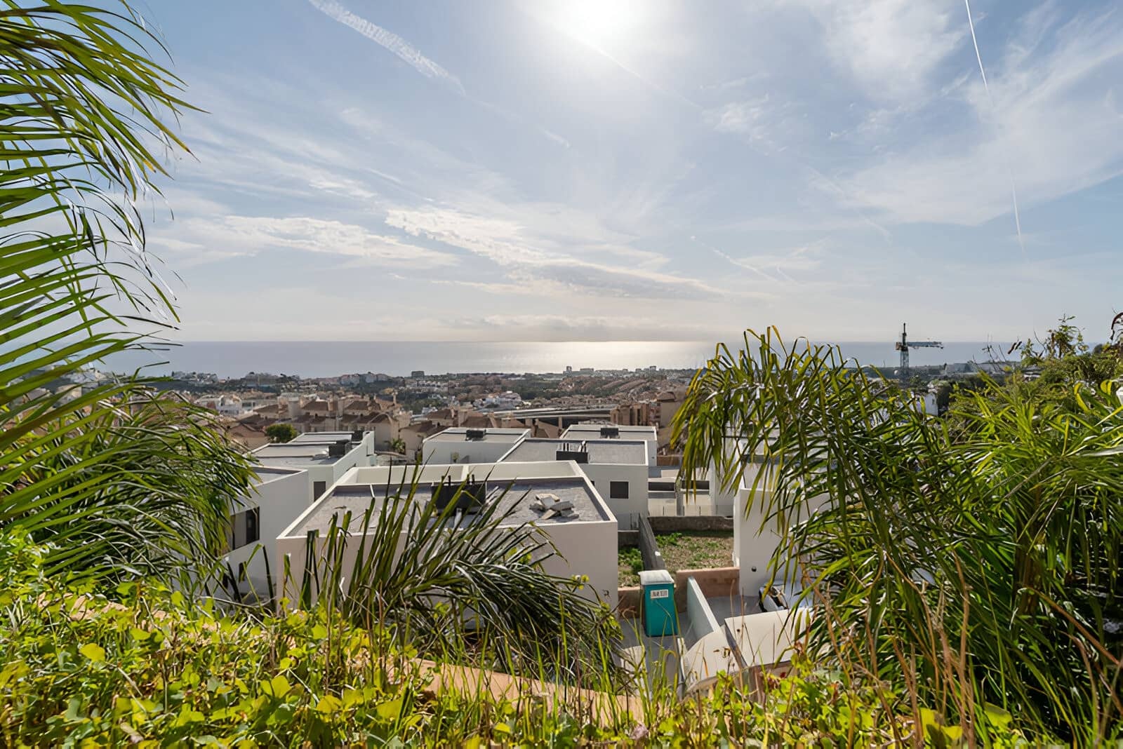 5 makuuhuone Omakotitalo myytävänä paikassa Riviera del Sol mukana uima-altaan 
autotalli - 529 000 € (Ref: 9050864)