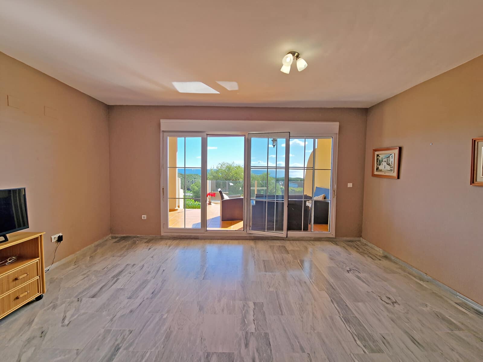 3 bedroom Apartment for sale in Marbella with pool garage - € 475,000 (Ref: 9050865)