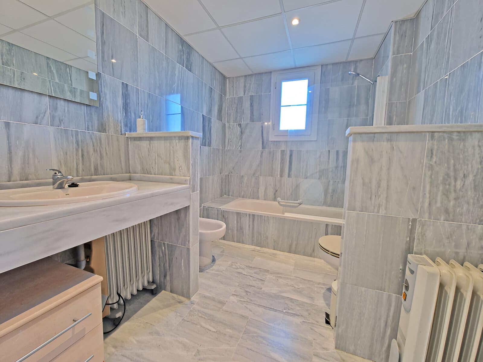 3 bedroom Apartment for sale in Marbella with pool garage - € 475,000 (Ref: 9050865)