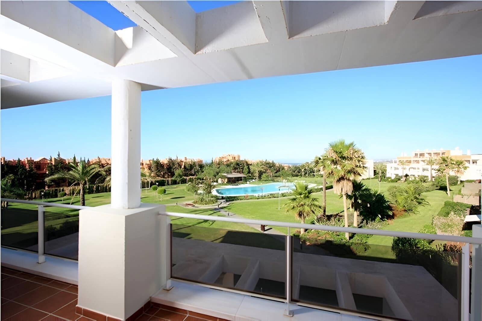 3 makuuhuone Kattohuoneisto myytävänä paikassa New Golden Mile mukana uima-altaan 
autotalli - 475 000 € (Ref: 9050866)