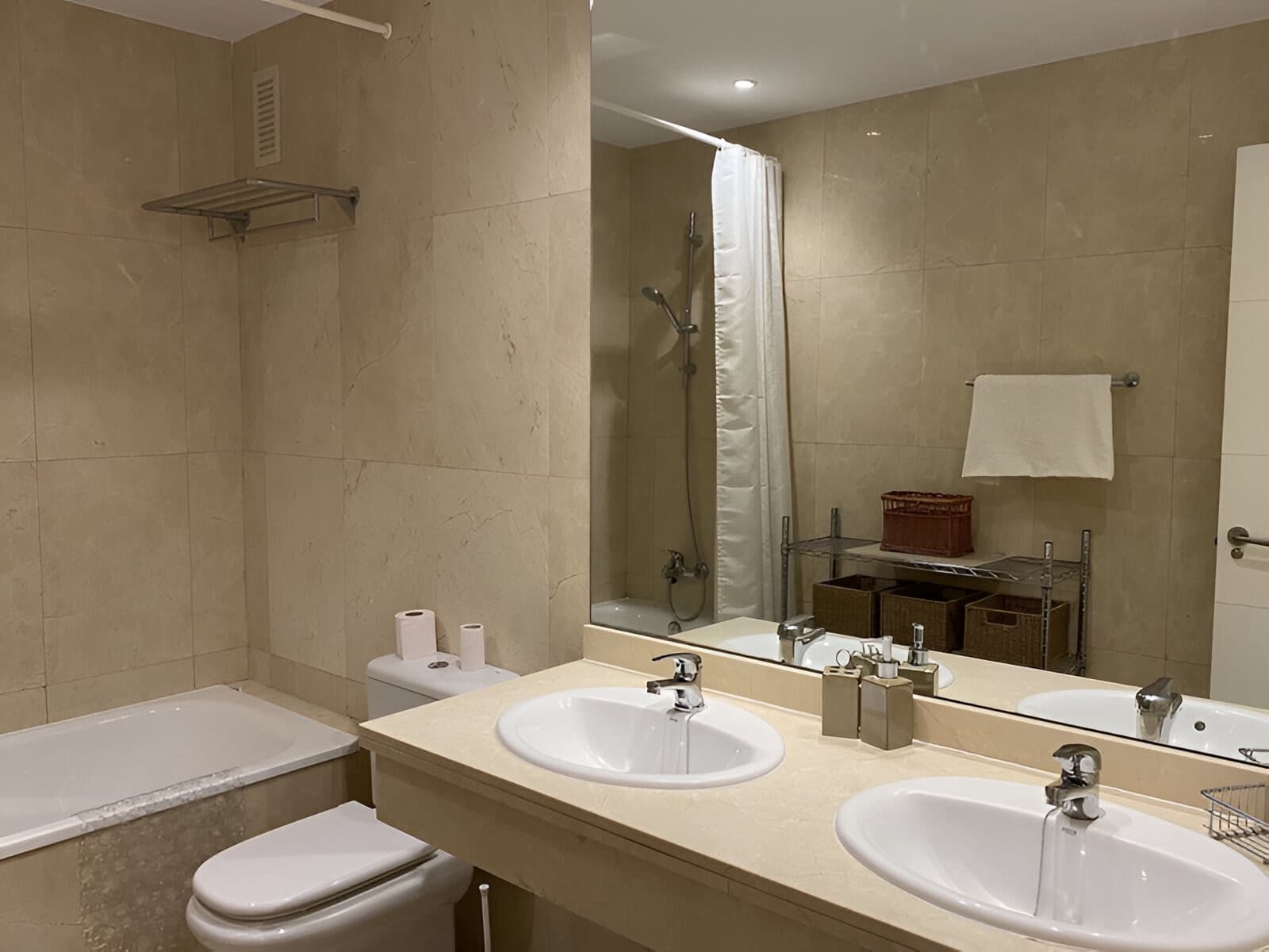 3 makuuhuone Kattohuoneisto myytävänä paikassa New Golden Mile mukana uima-altaan 
autotalli - 475 000 € (Ref: 9050866)