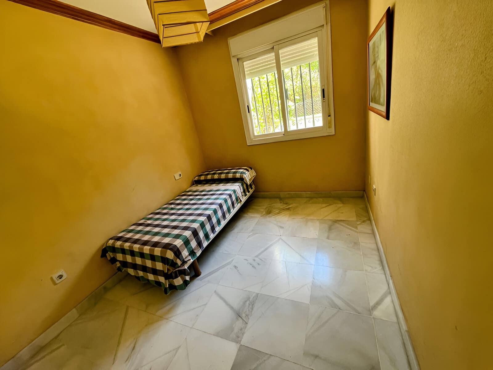 3 makuuhuone Huoneisto myytävänä paikassa Marbella mukana uima-altaan - 450 000 € (Ref: 9050867)