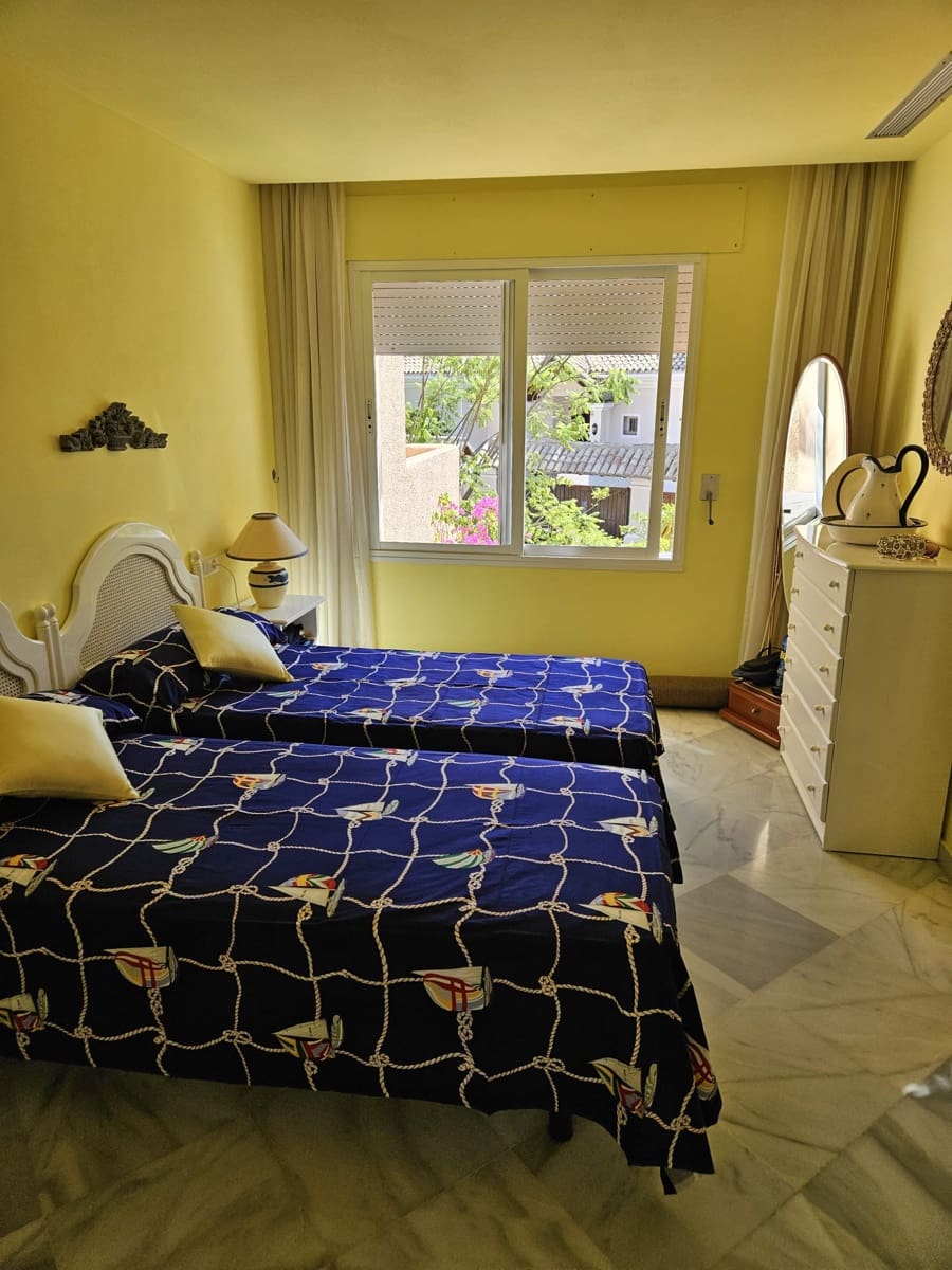 3 Zimmer Haus zu verkaufen in Marbella mit Garage - 730.000 € (Ref: 9065006)