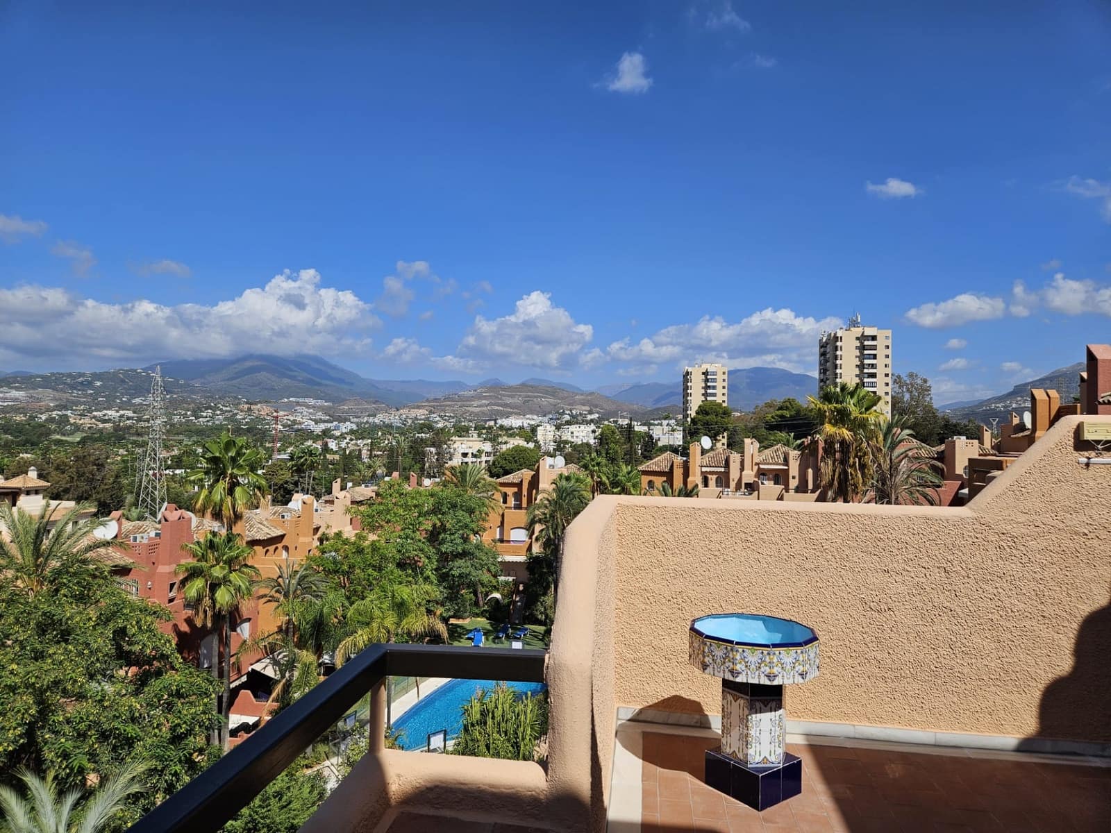 3 Zimmer Haus zu verkaufen in Marbella mit Garage - 730.000 € (Ref: 9065006)