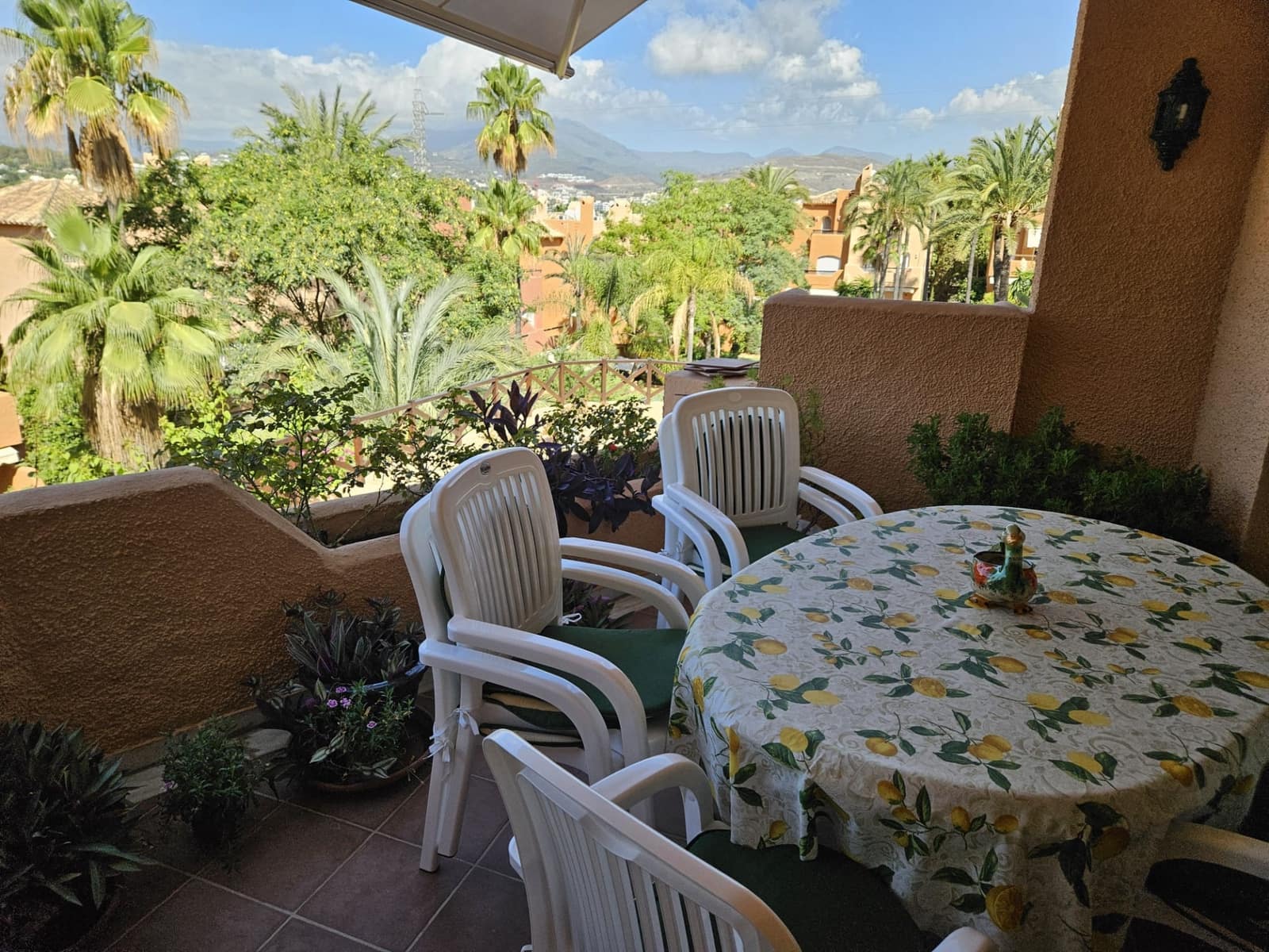 3 Zimmer Haus zu verkaufen in Marbella mit Garage - 730.000 € (Ref: 9065006)