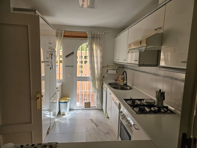 3 Zimmer Haus zu verkaufen in Marbella mit Garage - 730.000 € (Ref: 9065006)