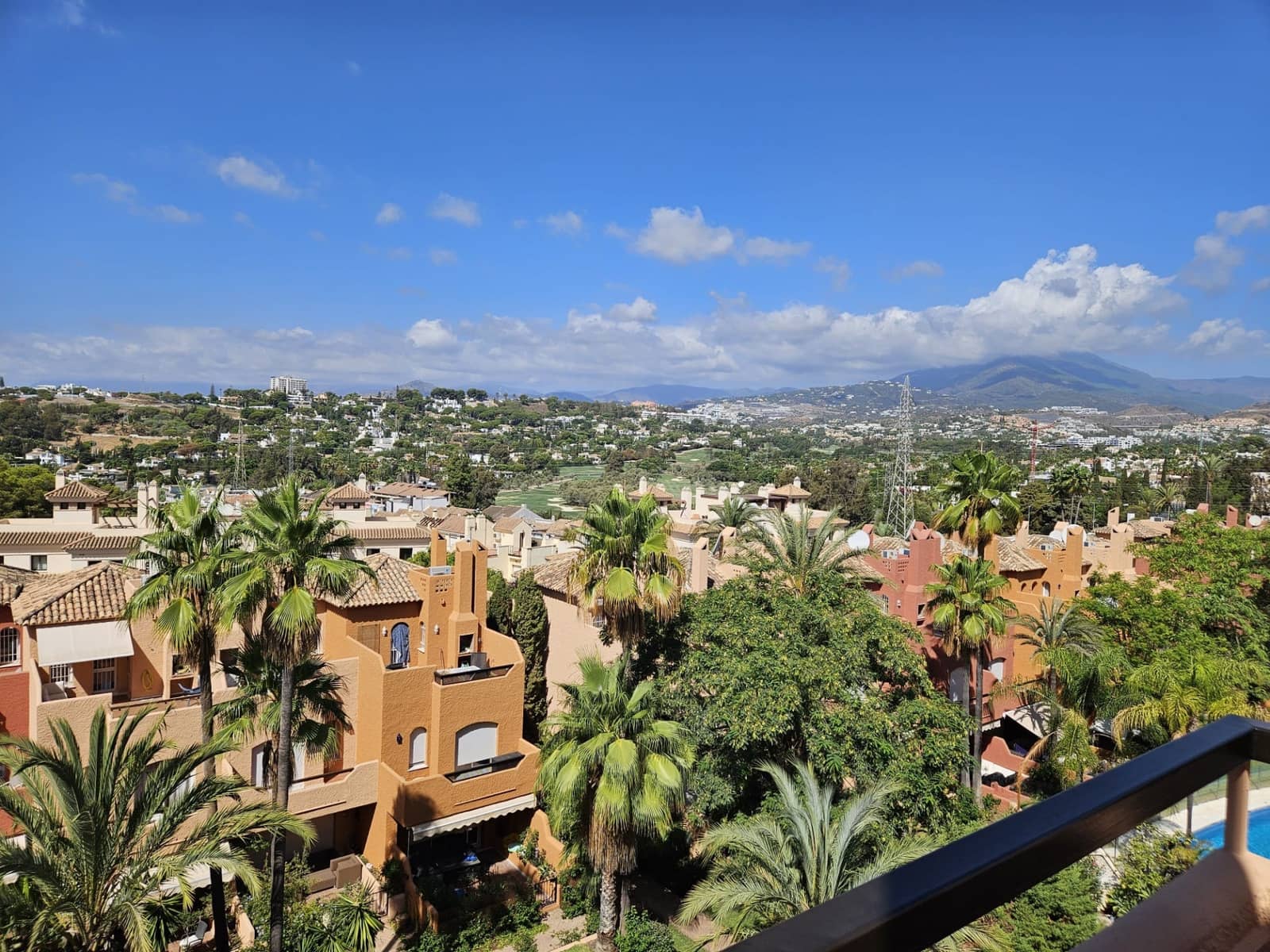 3 Zimmer Haus zu verkaufen in Marbella mit Garage - 730.000 € (Ref: 9065006)