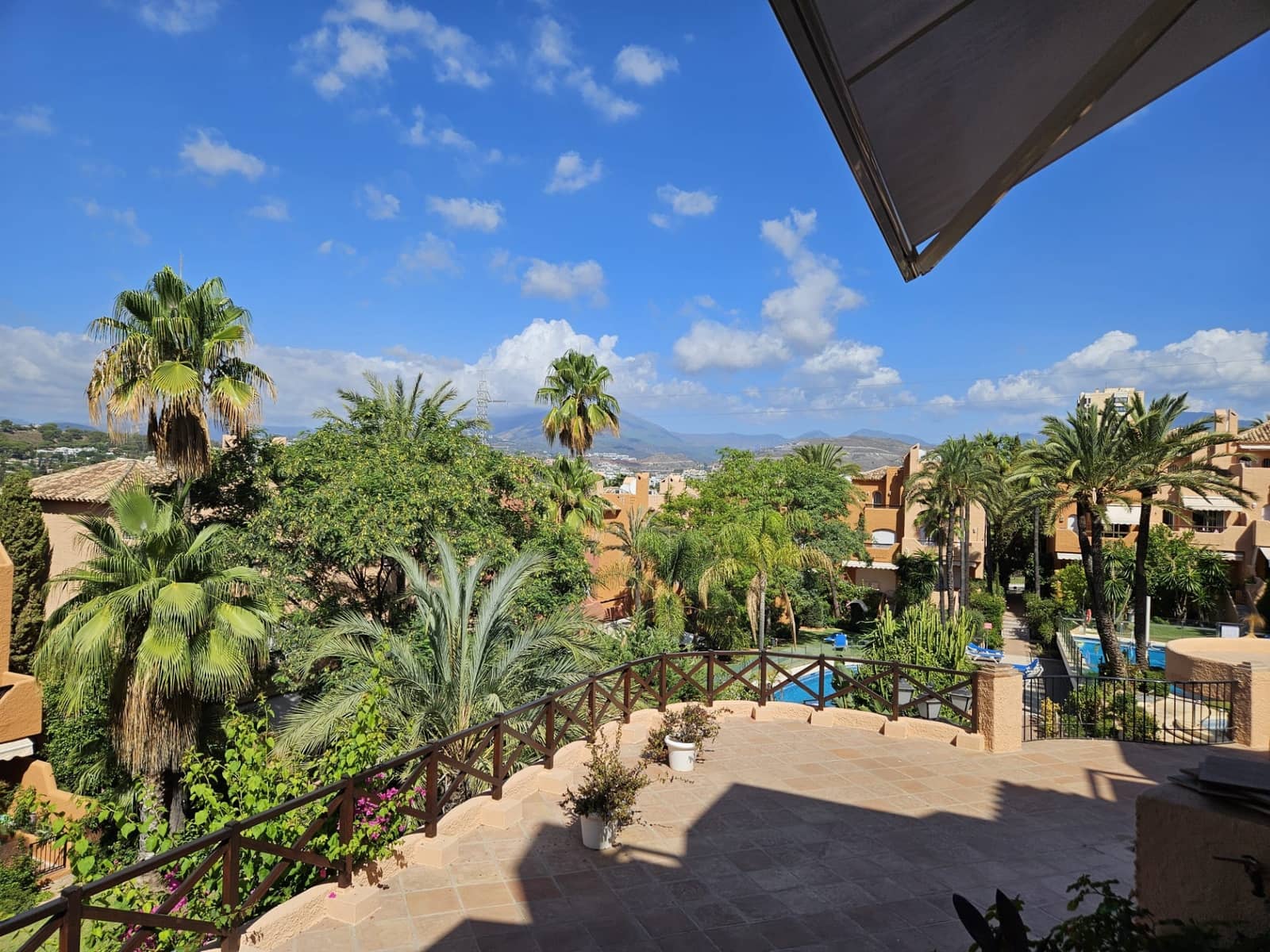 3 Zimmer Haus zu verkaufen in Marbella mit Garage - 730.000 € (Ref: 9065006)